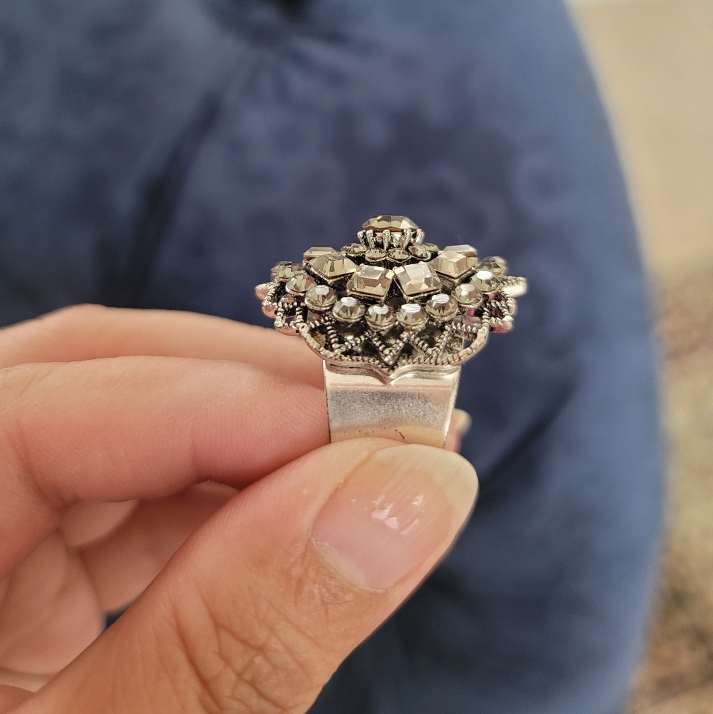 Accessorie Ring - Picture 5 of 6